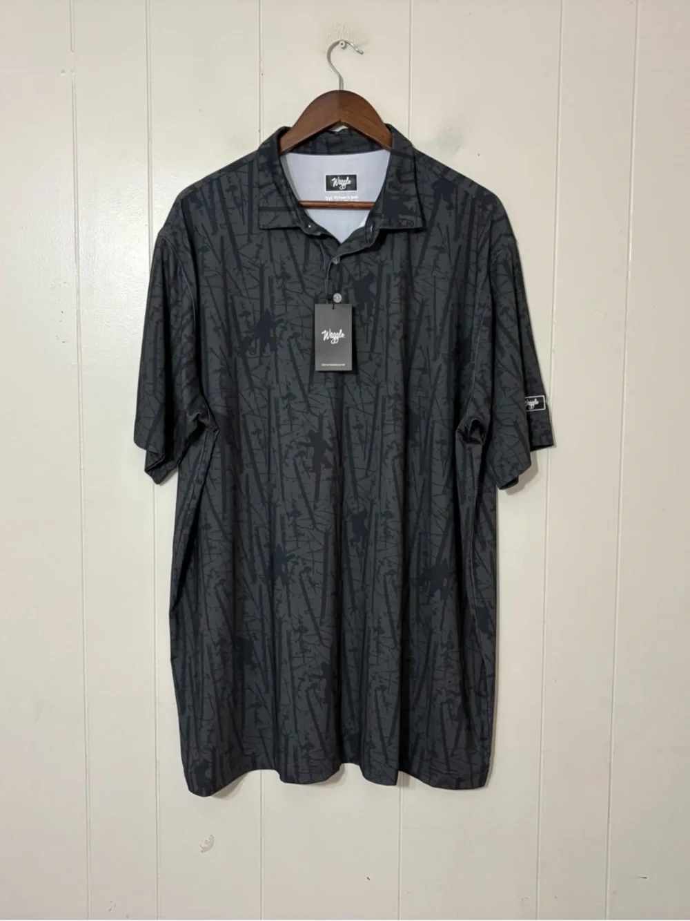 Waggle Golf Polo Mens 3XL Gray Sasquatch Print Performance Shirt NWT Stretch - Picture 2 of 11